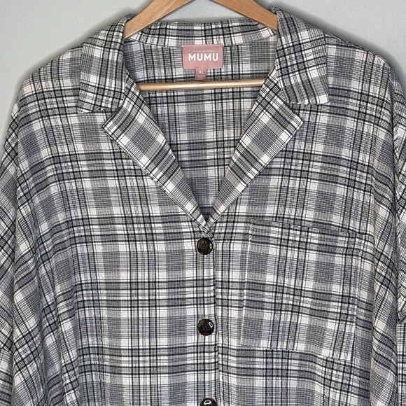 Show Me Your Mumu Lorolie Tunic Button Down Shirt in Black & White Size XL - Picture 3 of 9